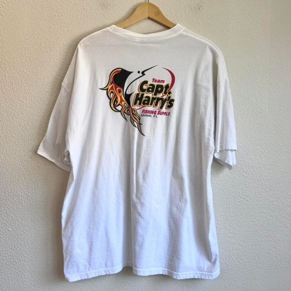Y2K fishing T-shirt, Captain Harry's • White tee with flaming‎ marlin graphic